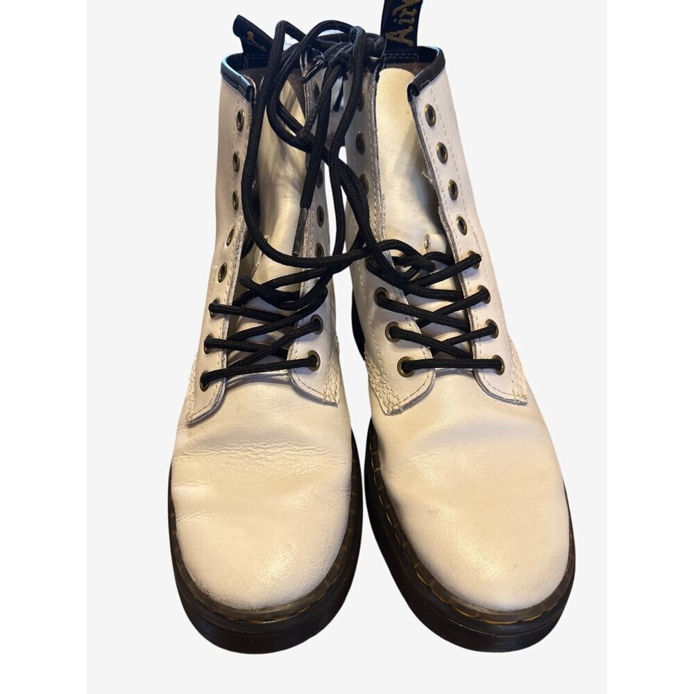 Dr. Martens Zavala White Leather Boots Size 7 US Womens With Air-Cushioned Soles - Picture 2 of 6